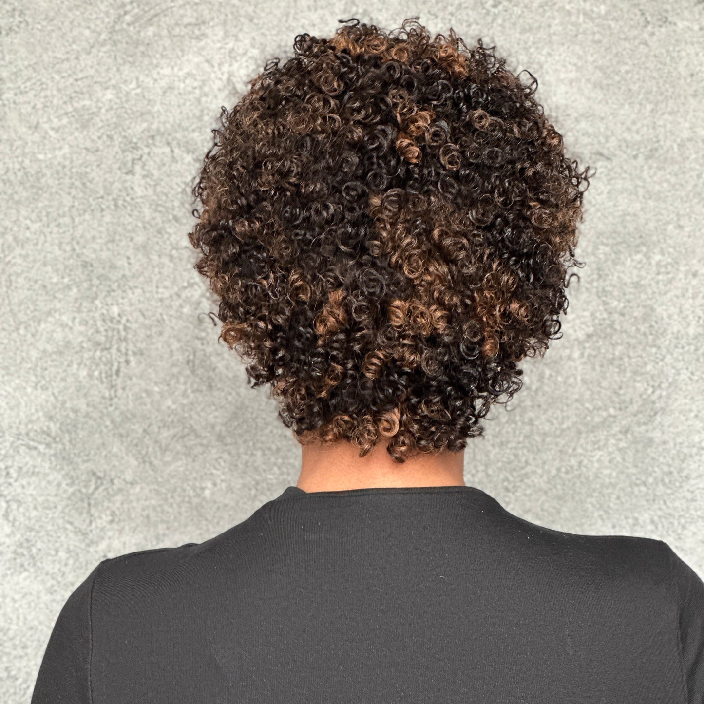 Put on & Go Highlight P2/27 Short Afro Curly Wig With Bangs