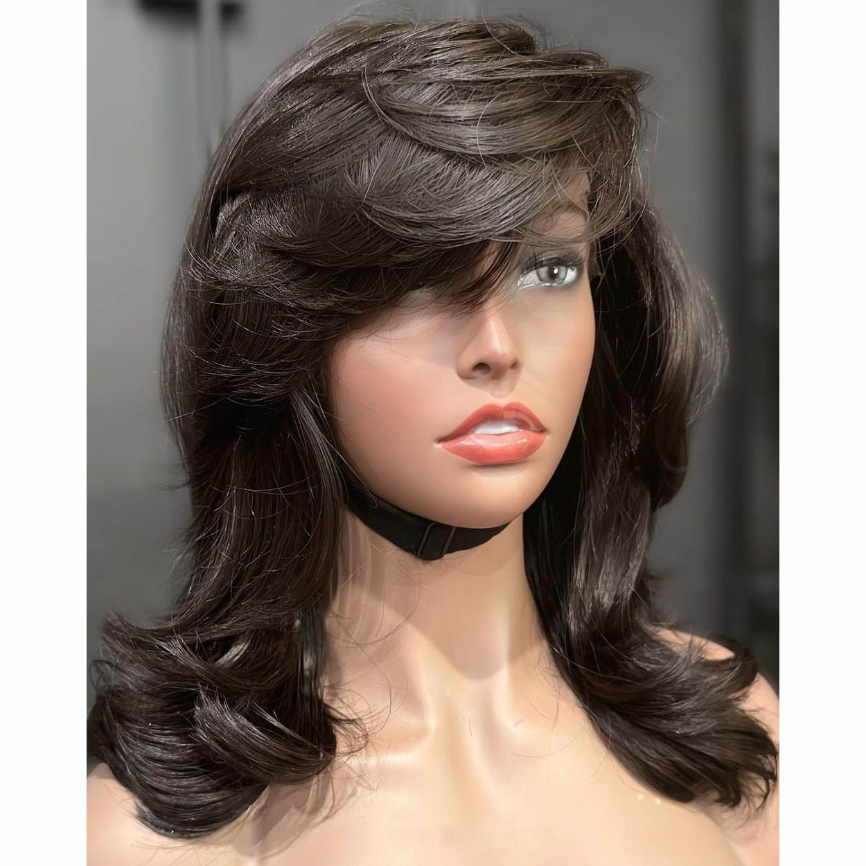 90s Layered Wavy Glueless Lace Wig With Side Swept Bangs